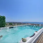 Large House With Pool And Sea View In Vallauris
