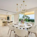 Large House With Pool And Sea View In Vallauris