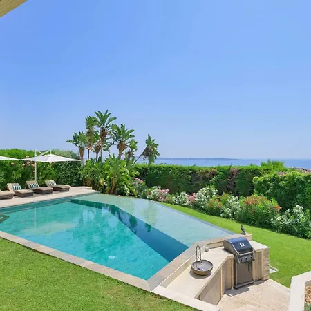 Large House With Pool And Sea View In *
